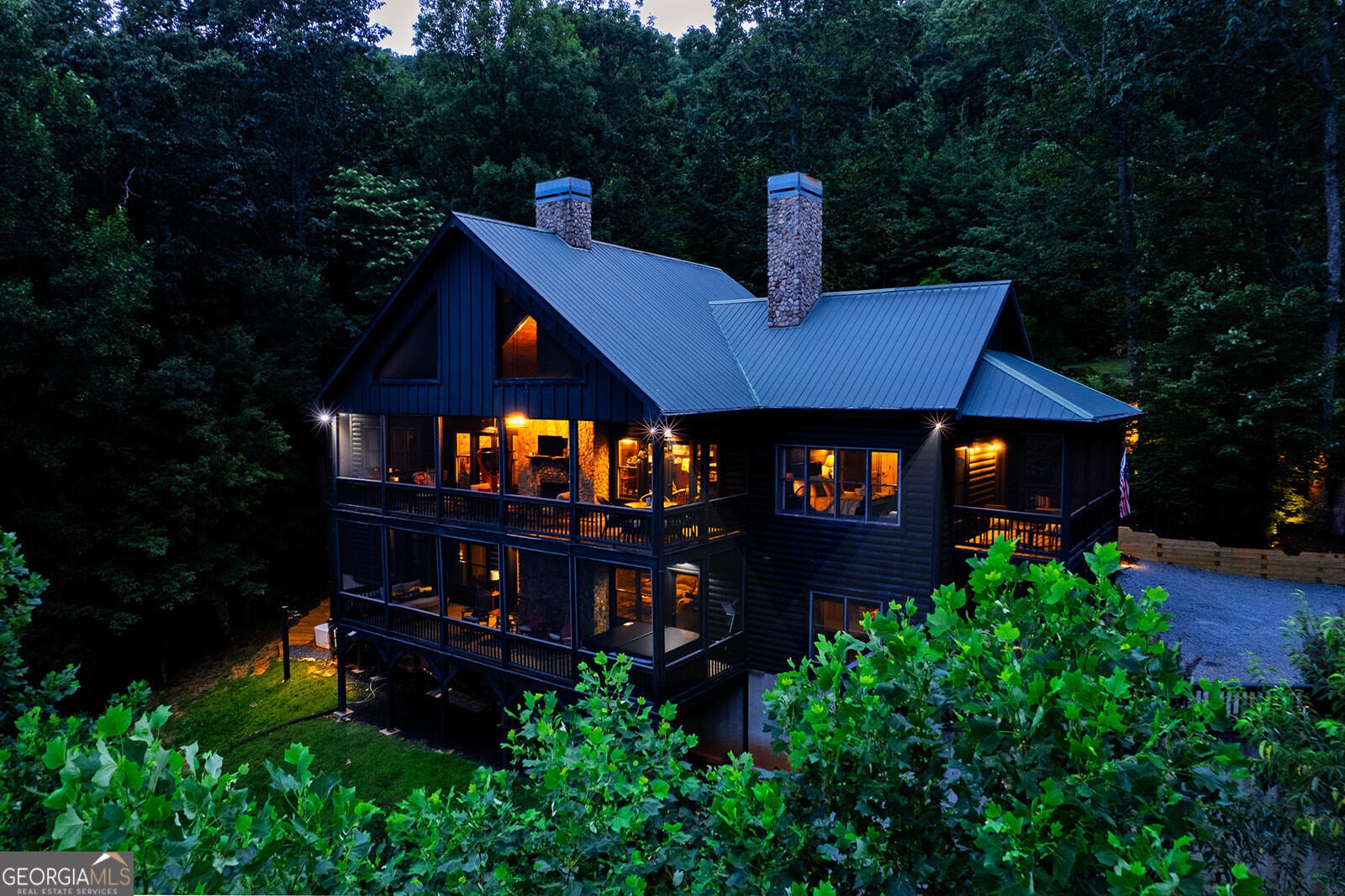 Ellijay, Georgia, 30536, United States, 6 Bedrooms Bedrooms, ,5 BathroomsBathrooms,Residential,Active,1936401