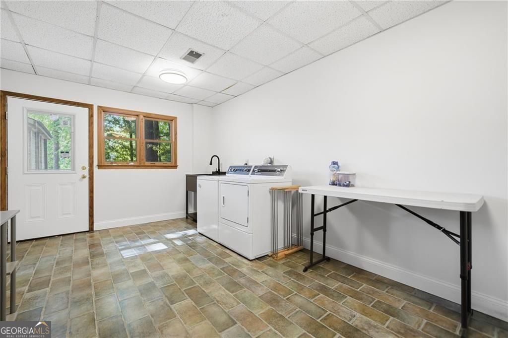 Waleska, Georgia, 30183, United States, 4 Bedrooms Bedrooms, ,3 BathroomsBathrooms,Residential,Active,2044138