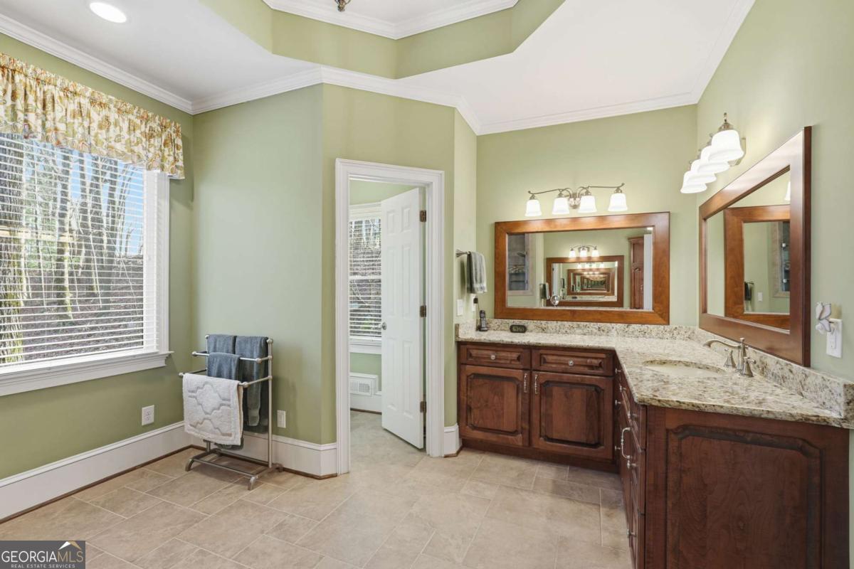 Big Canoe, Georgia, 30143, United States, 4 Bedrooms Bedrooms, ,5 BathroomsBathrooms,Residential,Active,2010164