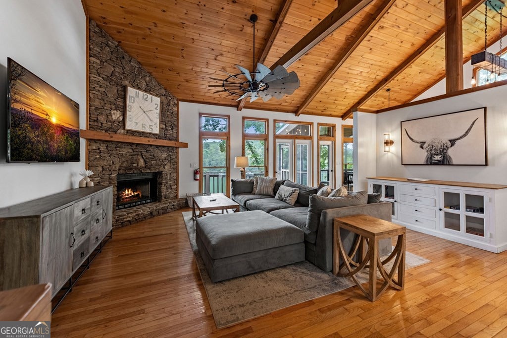 Morganton, Georgia, 30560, United States, 4 Bedrooms Bedrooms, ,3 BathroomsBathrooms,Residential,Pending,1859386