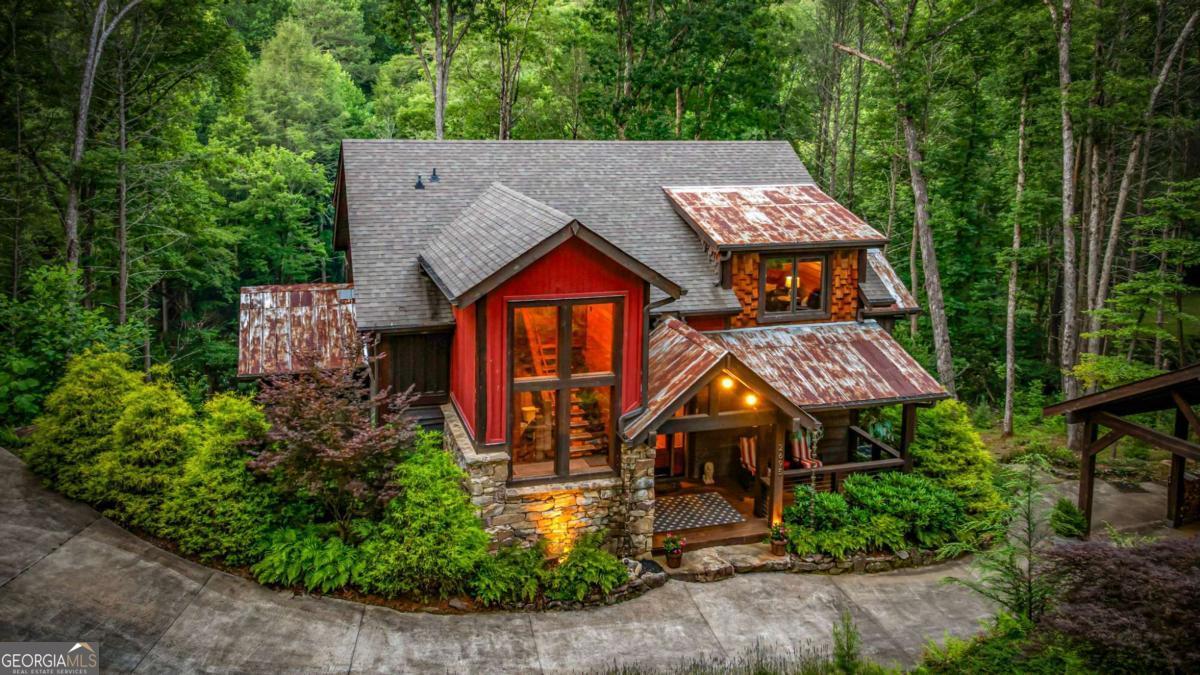 Blue Ridge, Georgia, 30513, United States, 3 Bedrooms Bedrooms, ,5 BathroomsBathrooms,Residential,Active,1973533