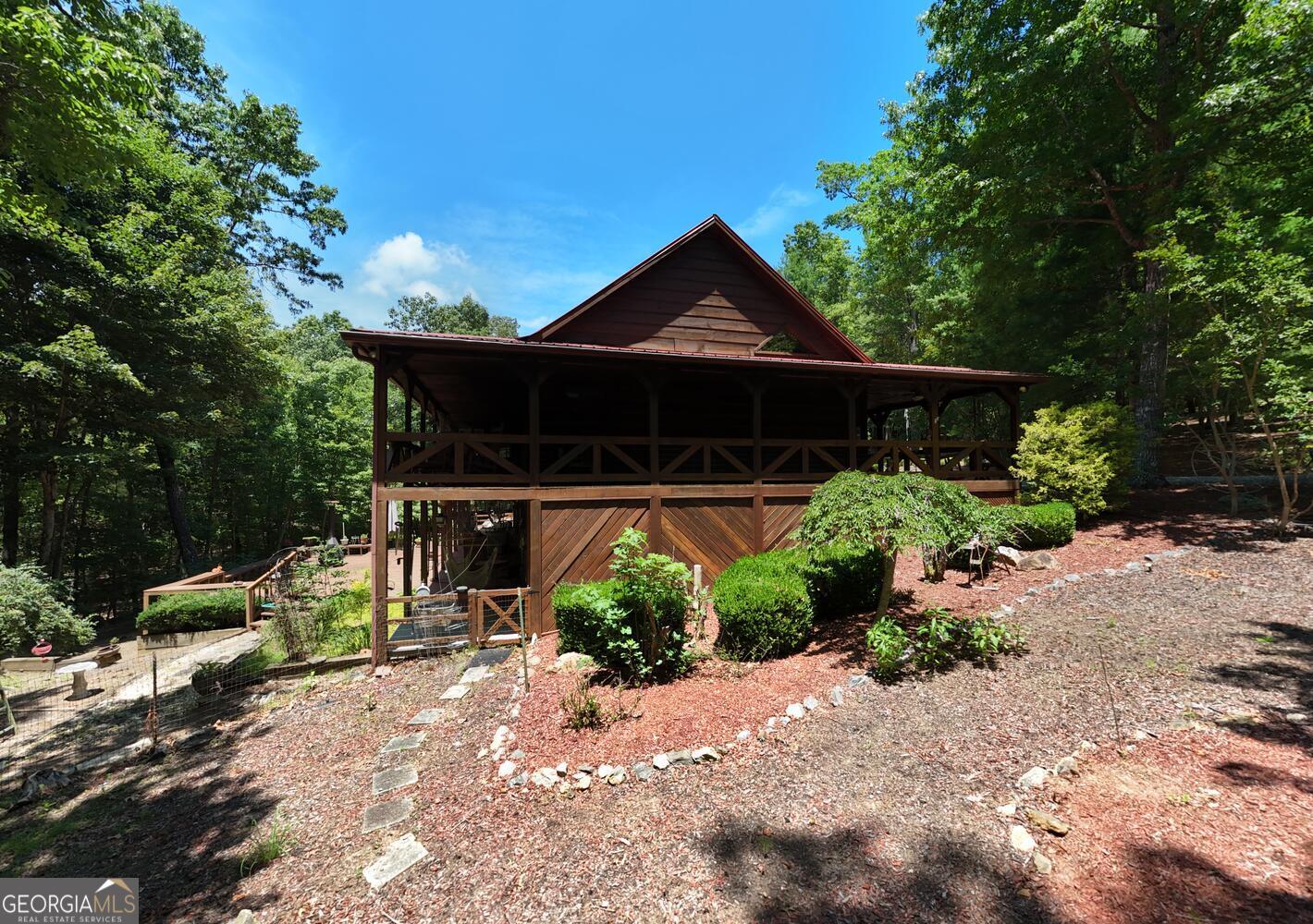 Blairsville, Georgia, 30512, United States, 4 Bedrooms Bedrooms, ,5 BathroomsBathrooms,Residential,Active,1898219
