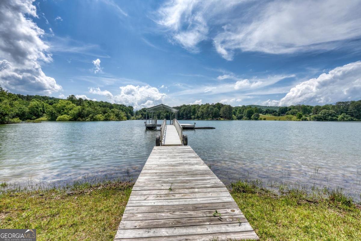 Blairsville, Georgia, 30512, United States, ,4 BathroomsBathrooms,Residential,Active,1852664