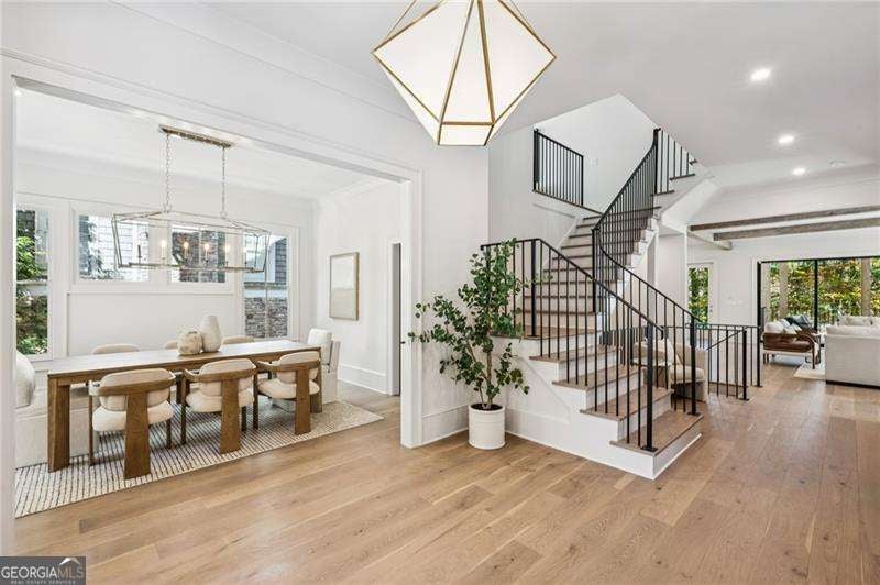 Atlanta, Georgia, 30306, United States, 6 Bedrooms Bedrooms, ,7 BathroomsBathrooms,Residential,Active,1994977