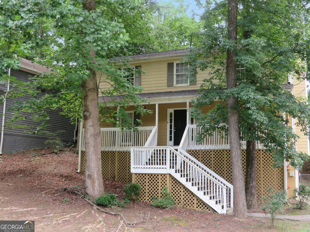 3500 QUINN RIDGE DR, SNELLVILLE, GA 30039, photo 1 of 20