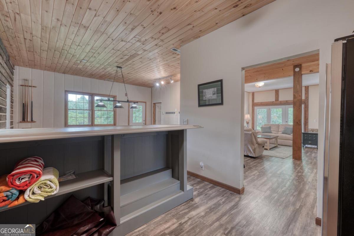 Blairsville, Georgia, 30512, United States, 4 Bedrooms Bedrooms, ,4 BathroomsBathrooms,Residential,Active,1926683