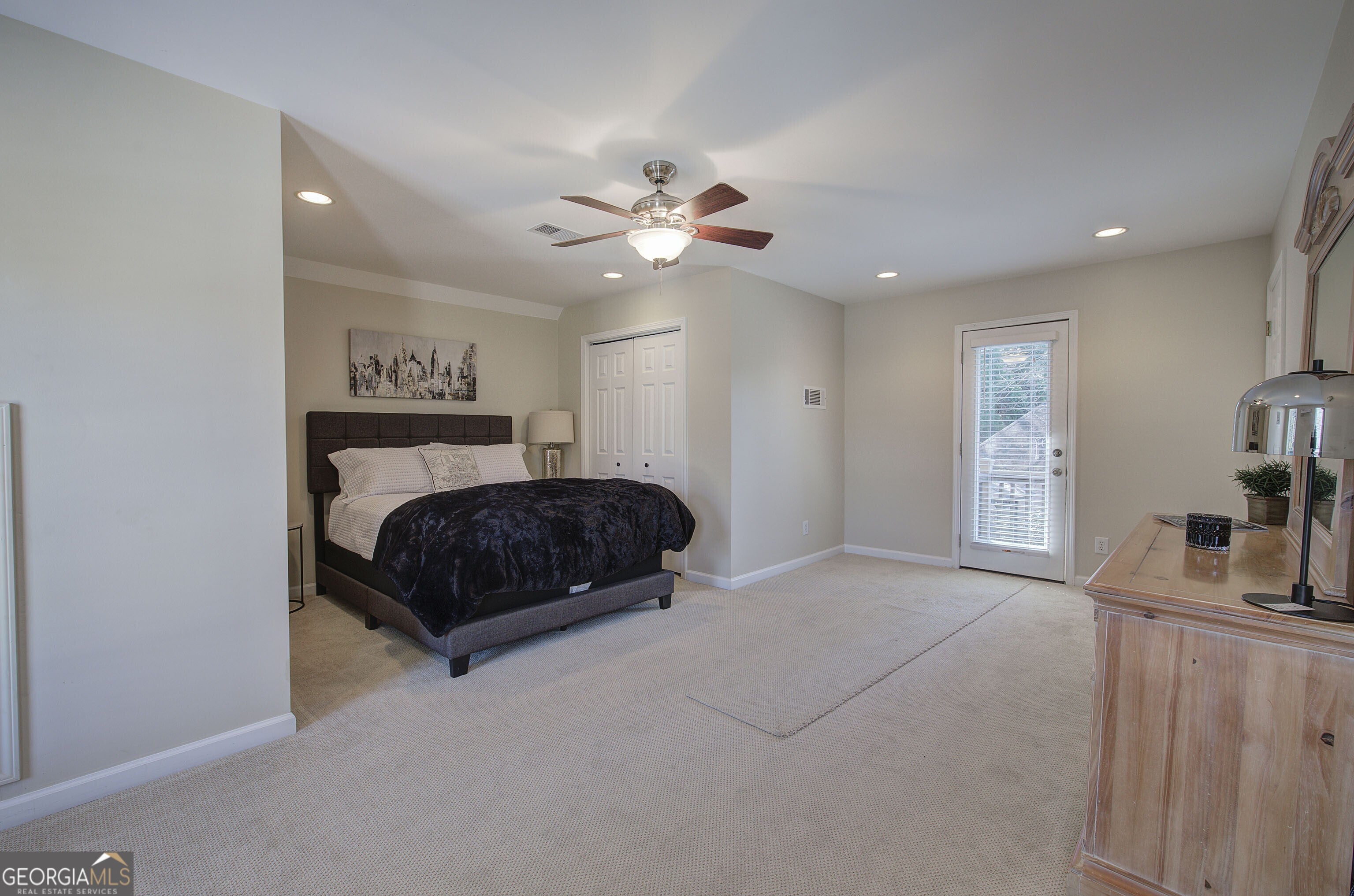 Kennesaw, Georgia, 30152, United States, 6 Bedrooms Bedrooms, ,7 BathroomsBathrooms,Residential,Active,1967313