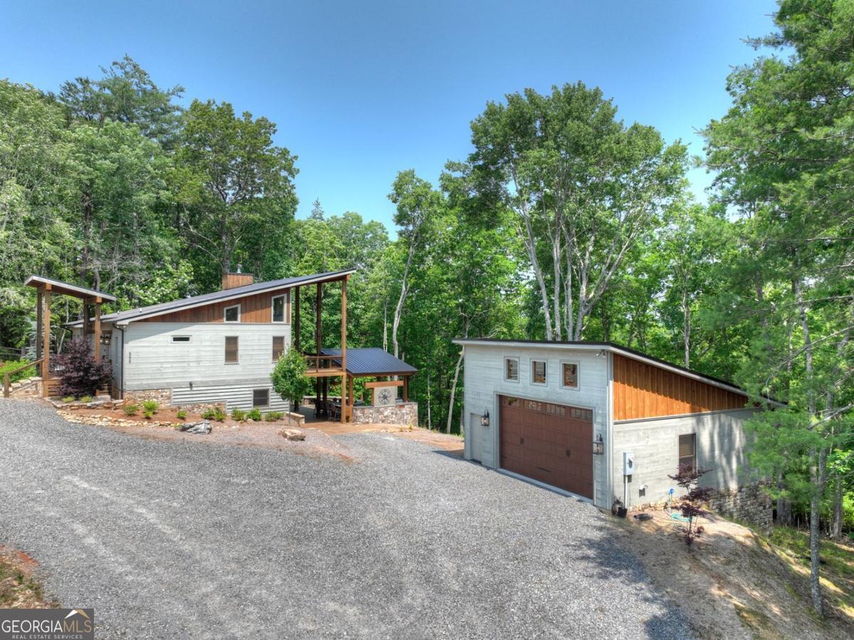 Morganton, Georgia, 30560, United States, 4 Bedrooms Bedrooms, ,4 BathroomsBathrooms,Residential,Active,1853343