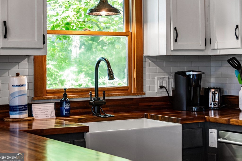 Morganton, Georgia, 30560, United States, 4 Bedrooms Bedrooms, ,3 BathroomsBathrooms,Residential,Pending,1859386