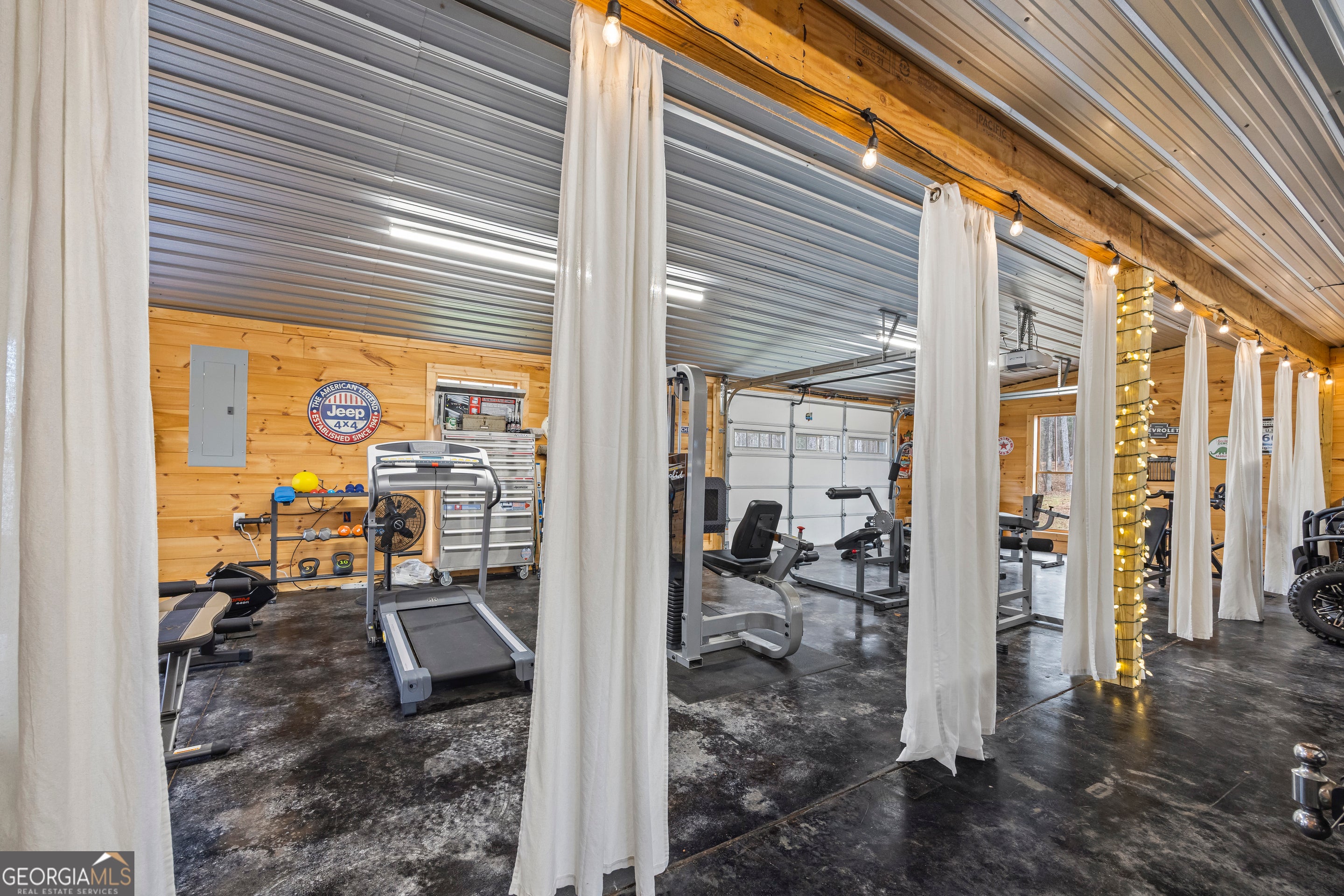 Hartwell, Georgia, 30643, United States, 6 Bedrooms Bedrooms, ,6 BathroomsBathrooms,Residential,Active,2011216