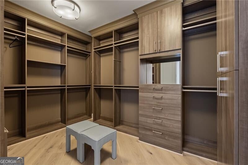 Atlanta, Georgia, 30326, United States, 2 Bedrooms Bedrooms, ,3 BathroomsBathrooms,Residential,Active,2014955