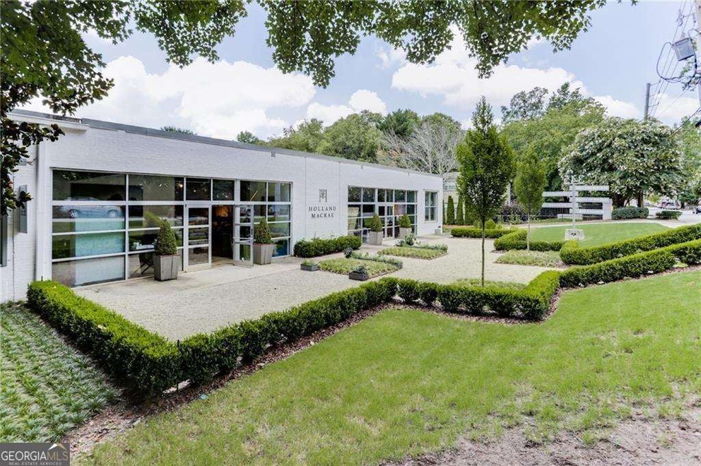 Atlanta, Georgia, 30305, United States, 6 Bedrooms Bedrooms, ,5 BathroomsBathrooms,Residential,Active,1702025