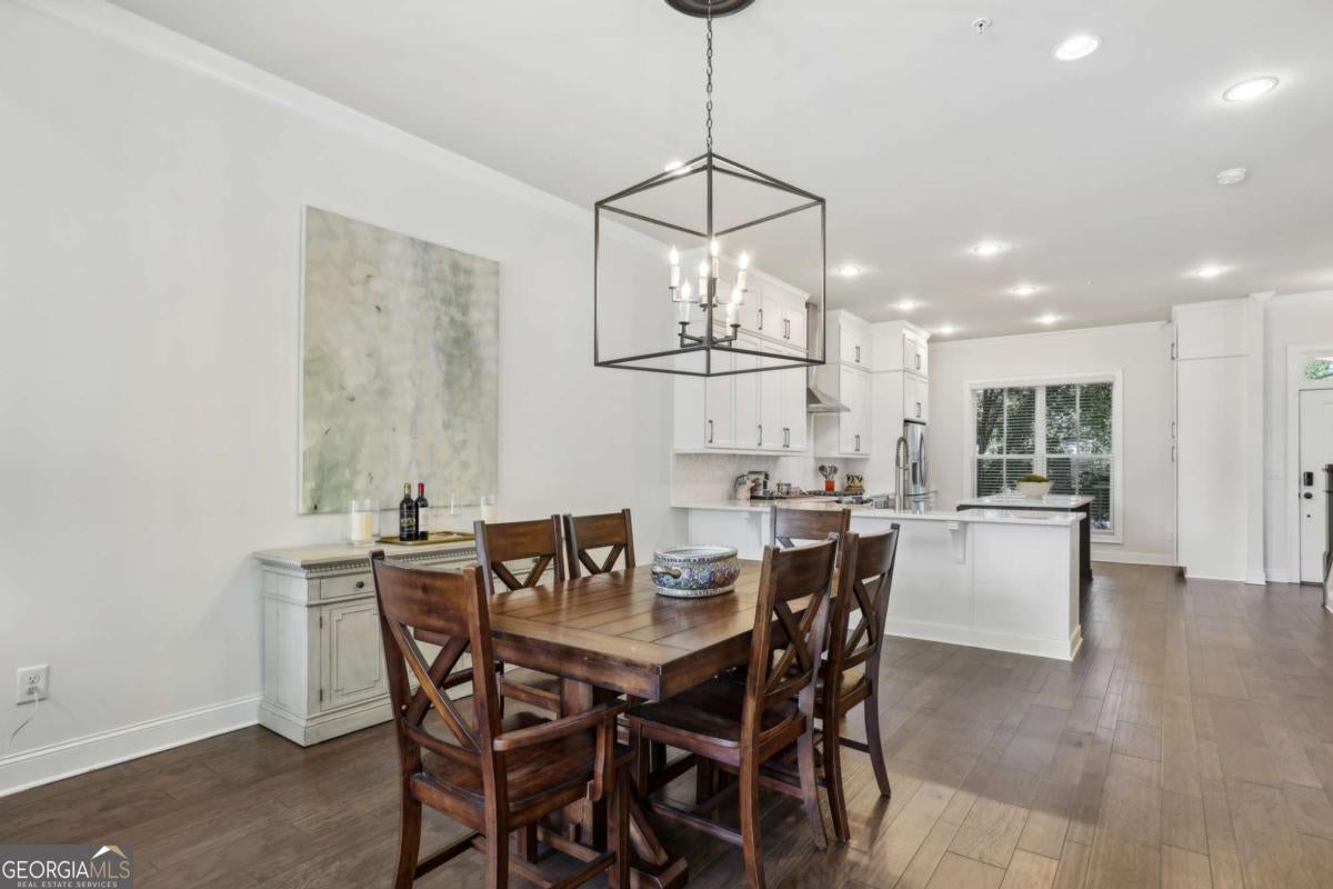 Alpharetta, Georgia, 30009, United States, 3 Bedrooms Bedrooms, ,4 BathroomsBathrooms,Residential,Active,1899885