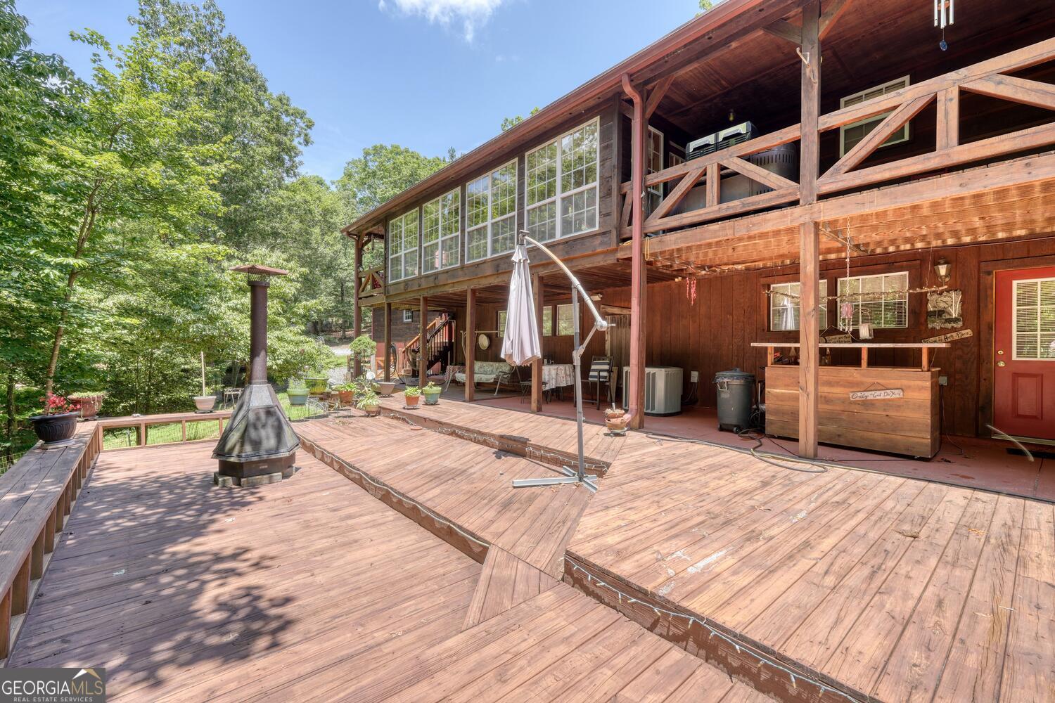 Blairsville, Georgia, 30512, United States, 4 Bedrooms Bedrooms, ,5 BathroomsBathrooms,Residential,Active,1898219