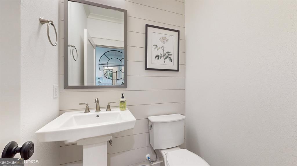 Hiawassee, Georgia, 30546, United States, 4 Bedrooms Bedrooms, ,5 BathroomsBathrooms,Residential,Active,1899226