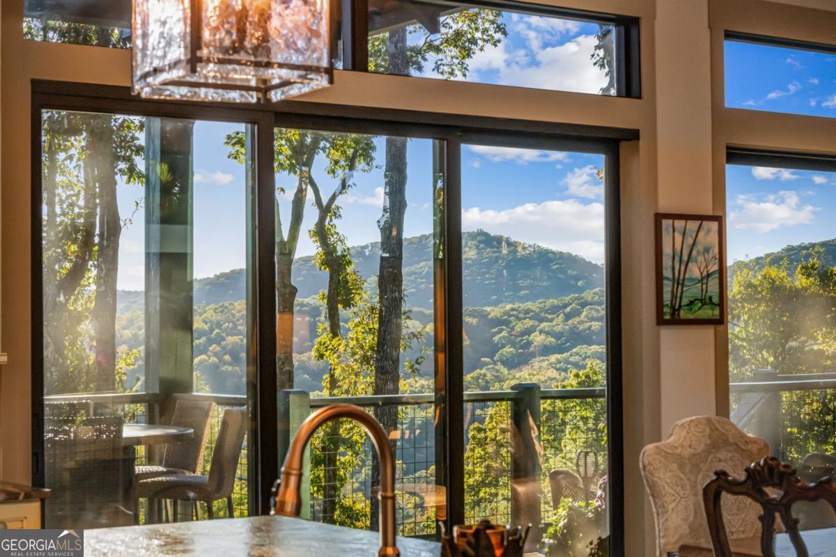 Ellijay, Georgia, 30536, United States, 3 Bedrooms Bedrooms, ,4 BathroomsBathrooms,Residential,Active,1968415