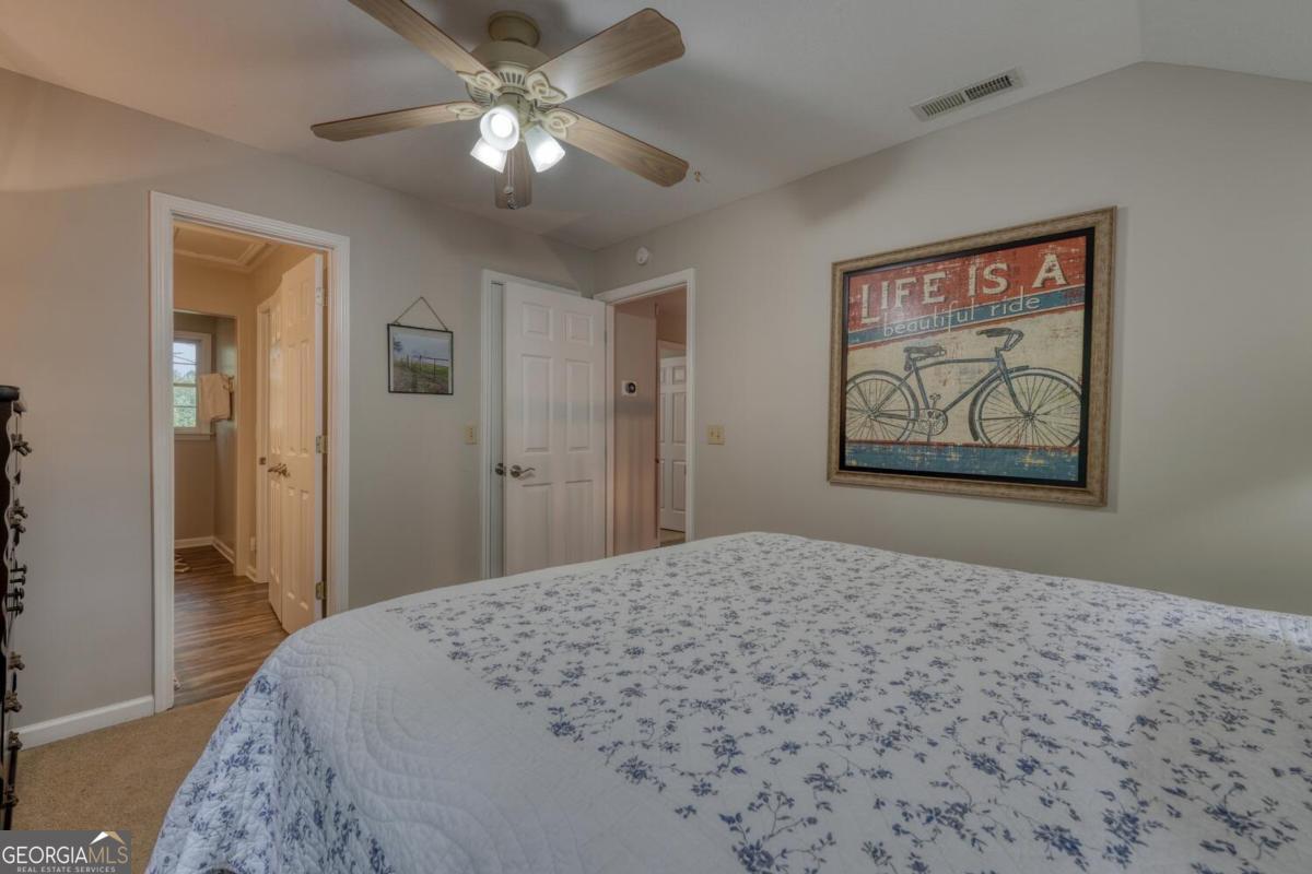 Blairsville, Georgia, 30512, United States, 4 Bedrooms Bedrooms, ,4 BathroomsBathrooms,Residential,Active,1926683