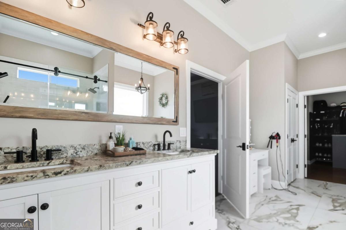 Midway, Georgia, 31320, United States, 5 Bedrooms Bedrooms, ,3 BathroomsBathrooms,Residential,Active,1959929