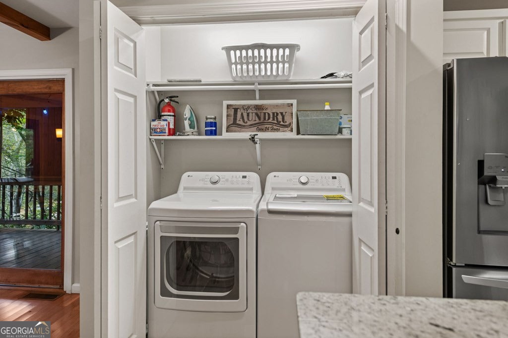 Blue Ridge, Georgia, 30513, United States, 4 Bedrooms Bedrooms, ,3 BathroomsBathrooms,Residential,Active,1945256