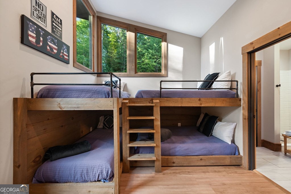 Ellijay, Georgia, 30540, United States, 5 Bedrooms Bedrooms, ,6 BathroomsBathrooms,Residential,Active,1919053