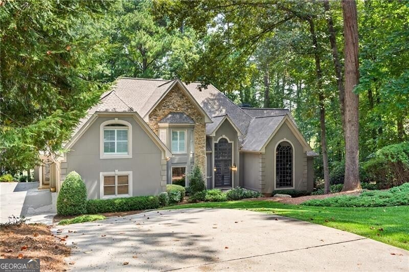 Johns Creek, Georgia, 30022, United States, 6 Bedrooms Bedrooms, ,5 BathroomsBathrooms,Residential,Active,1943817