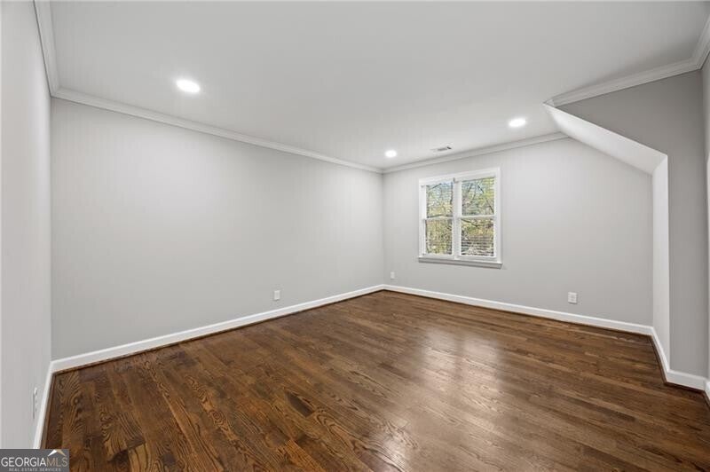 Johns Creek, Georgia, 30097, United States, 6 Bedrooms Bedrooms, ,6 BathroomsBathrooms,Residential,Active,1985586