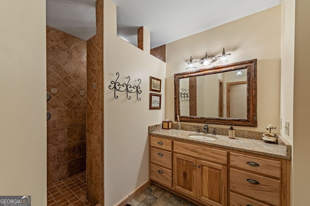 Morganton, Georgia, 30560, United States, 4 Bedrooms Bedrooms, ,5 BathroomsBathrooms,Residential,Active,1953363