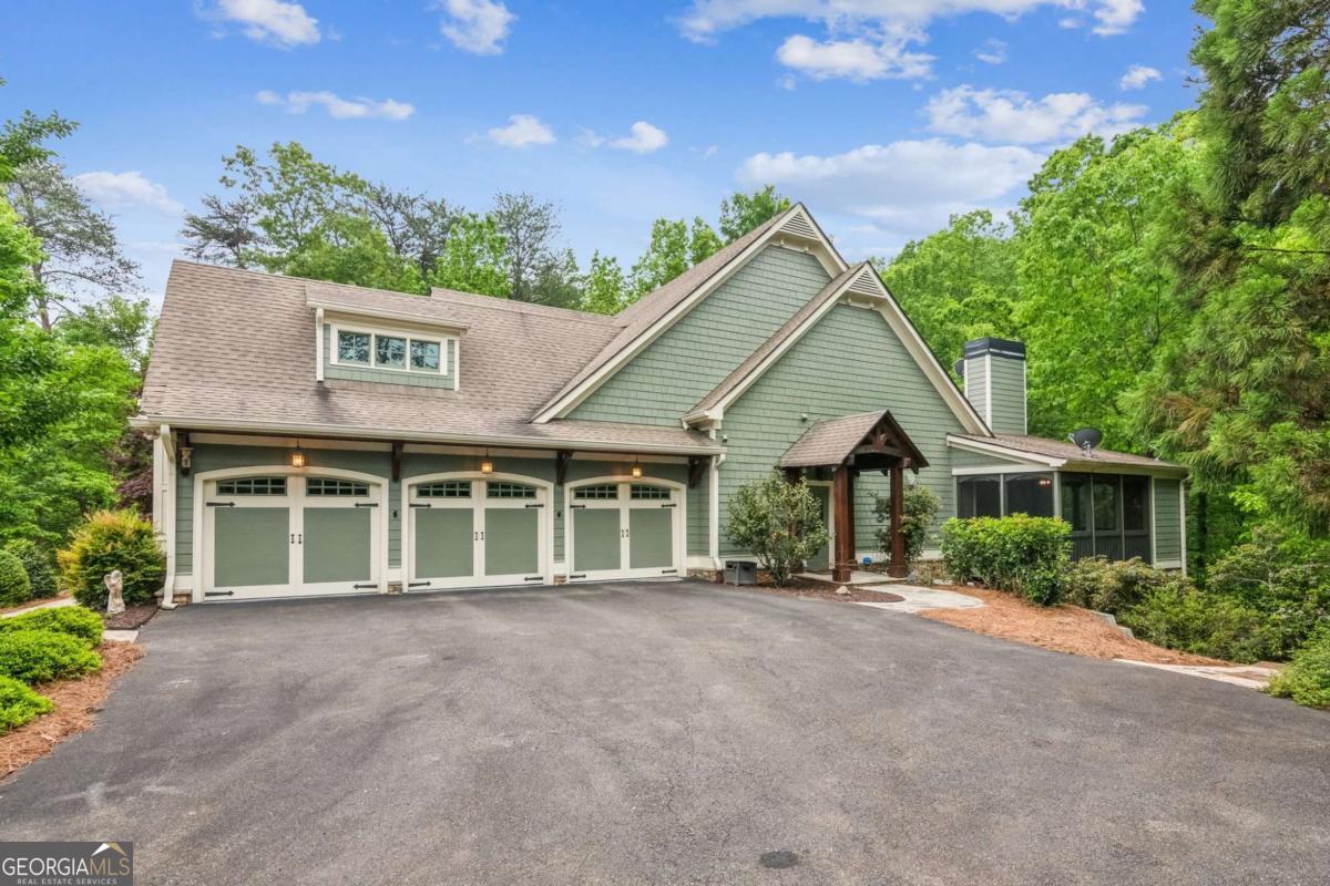 Big Canoe, Georgia, 30143, United States, 5 Bedrooms Bedrooms, ,6 BathroomsBathrooms,Residential,Active,1997550