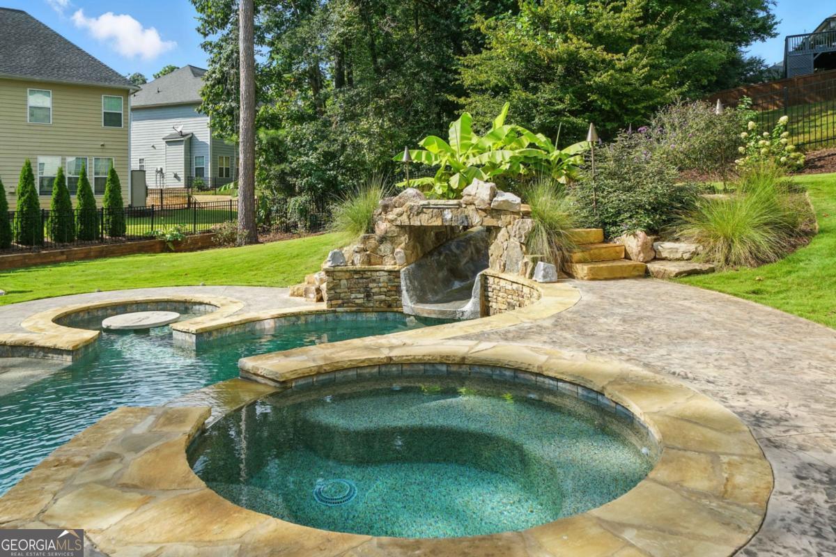 Canton, Georgia, 30115, United States, 7 Bedrooms Bedrooms, ,4 BathroomsBathrooms,Residential,Active,1936405