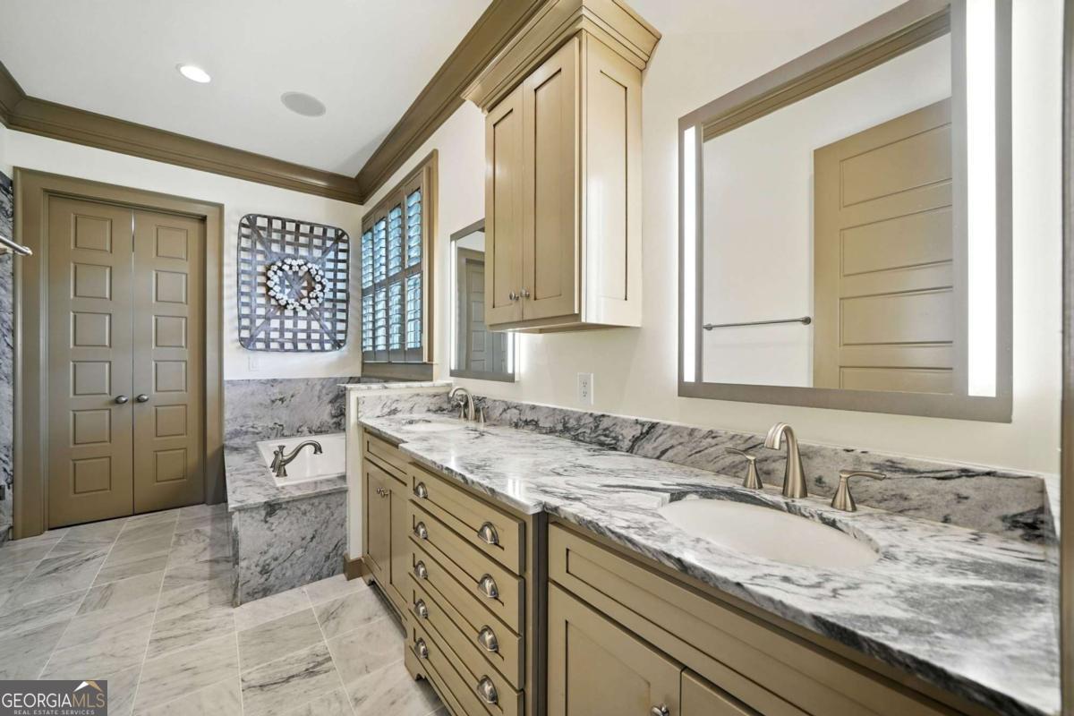 Ball Ground, Georgia, 30107, United States, 5 Bedrooms Bedrooms, ,6 BathroomsBathrooms,Residential,Active,1961923