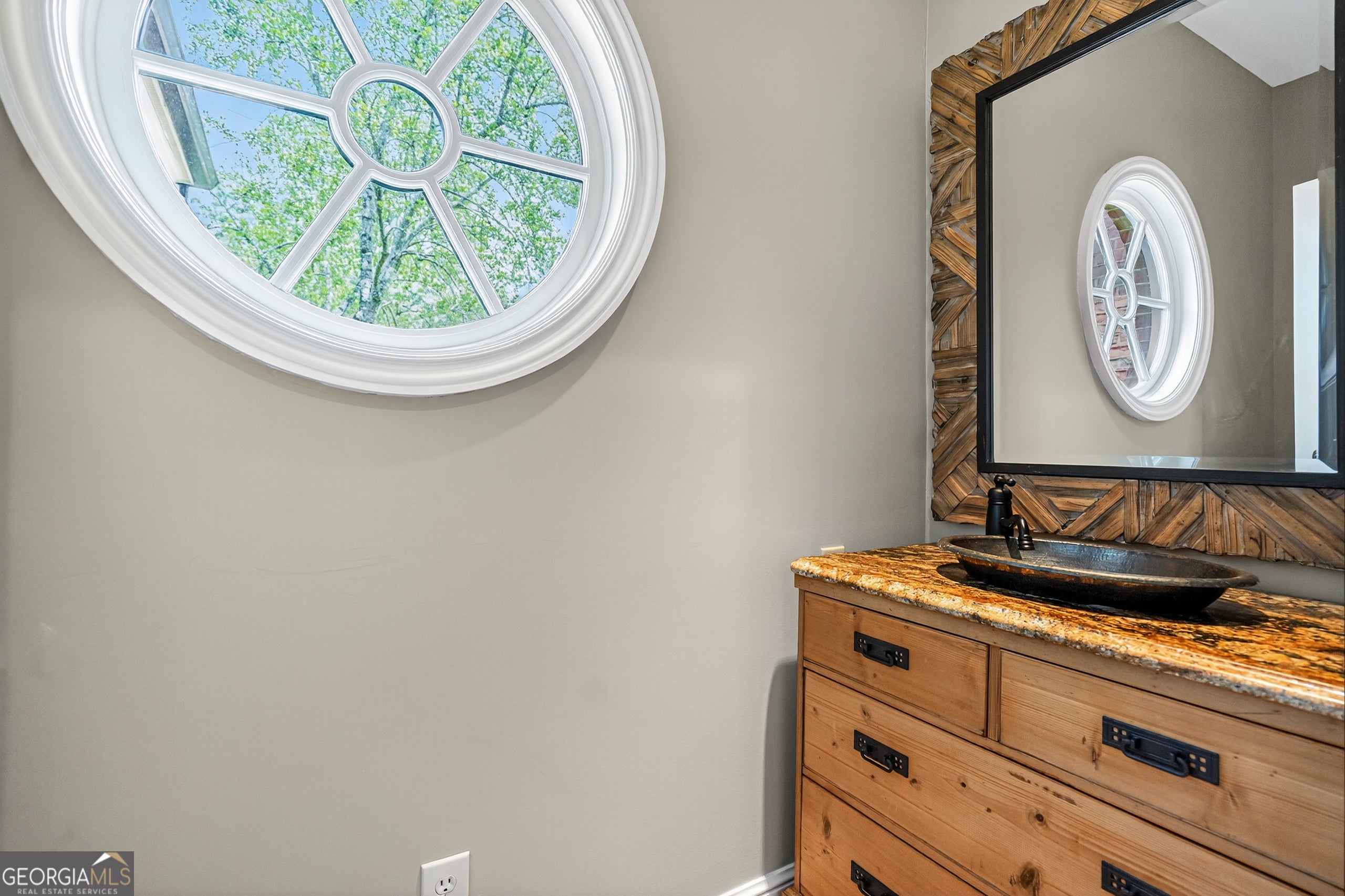 Lagrange, Georgia, 30240, United States, 5 Bedrooms Bedrooms, ,8 BathroomsBathrooms,Residential,Active,2002360