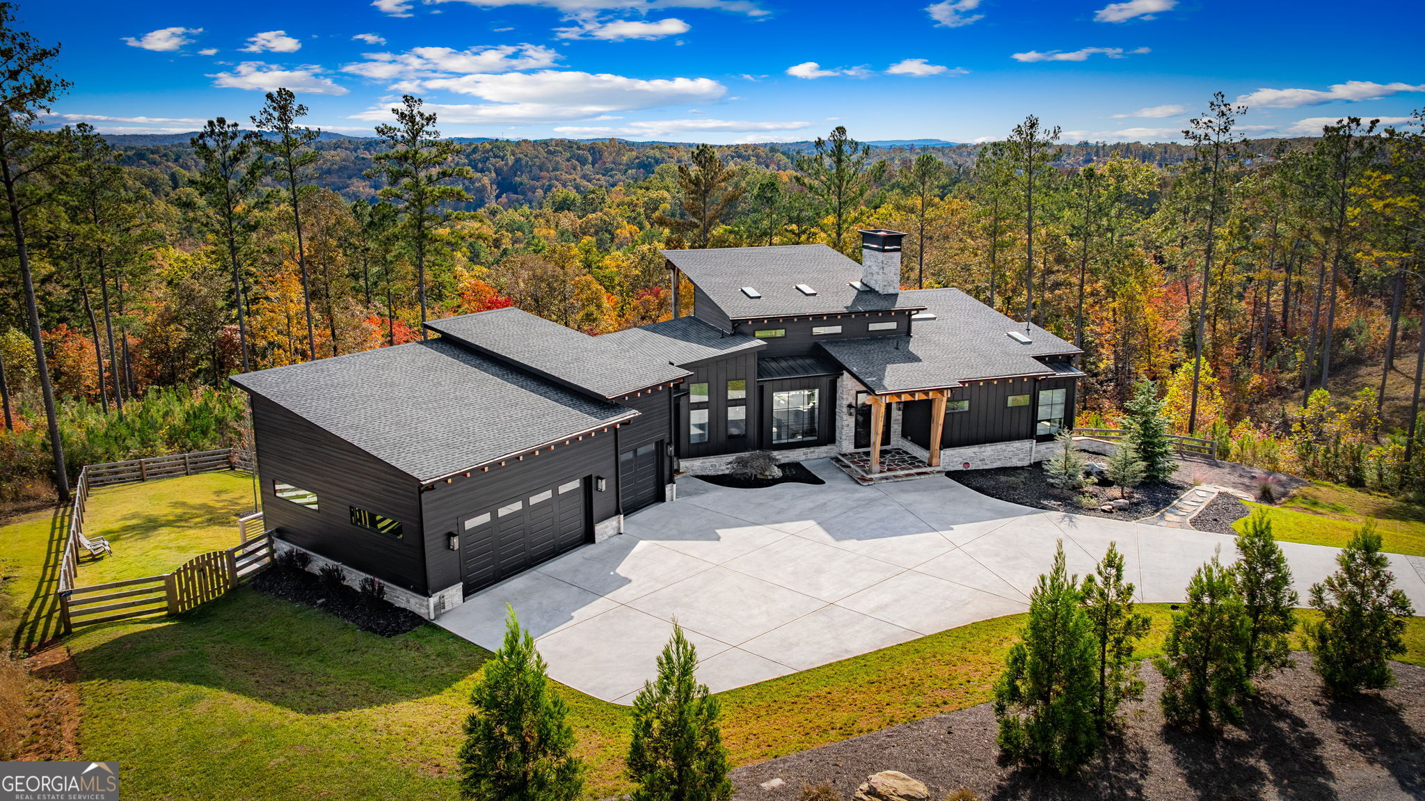 Ellijay, Georgia, 30540, United States, 4 Bedrooms Bedrooms, ,3 BathroomsBathrooms,Residential,Active,1986866