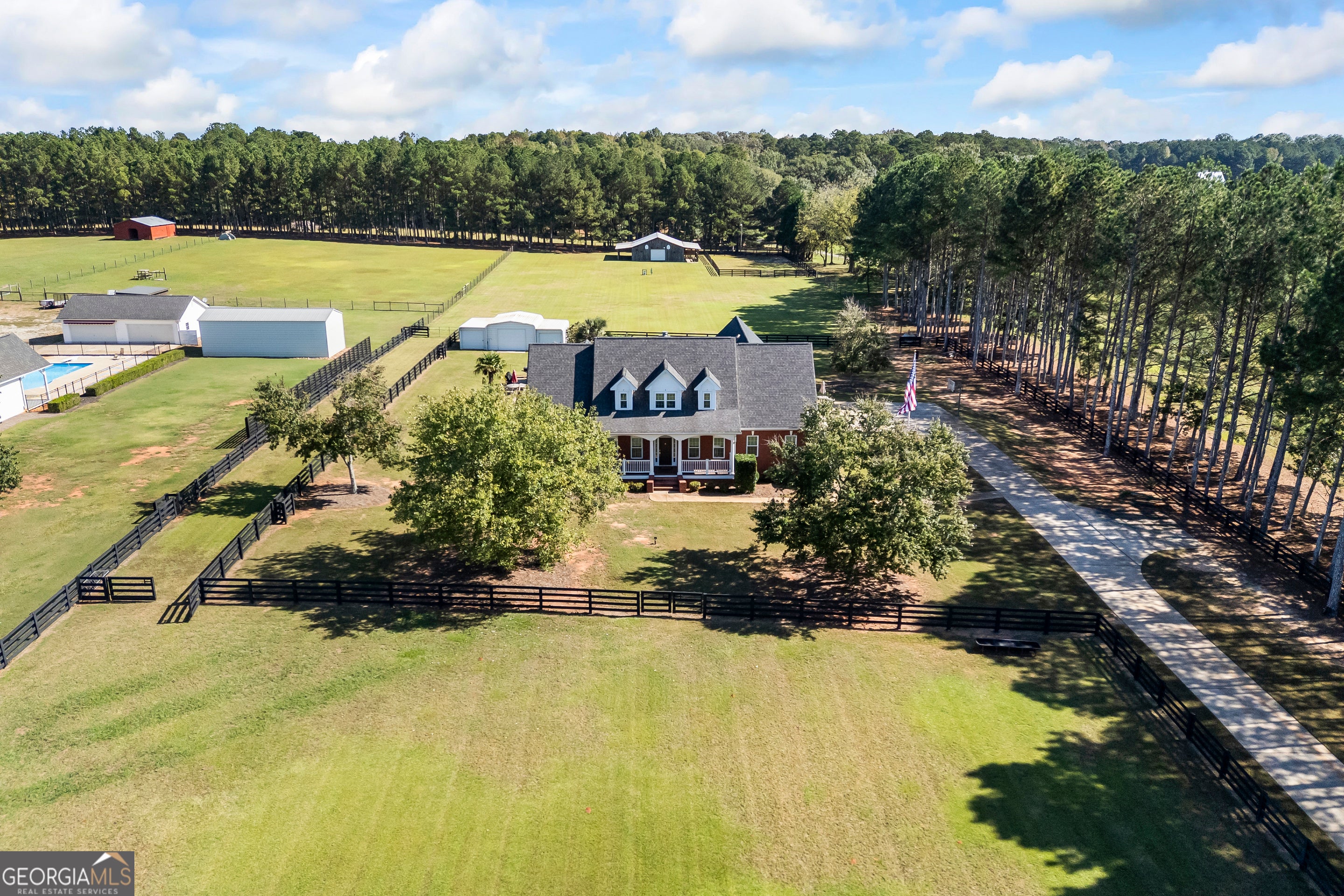 Monroe, Georgia, 30656, United States, 3 Bedrooms Bedrooms, ,5 BathroomsBathrooms,Residential,Active,1995252