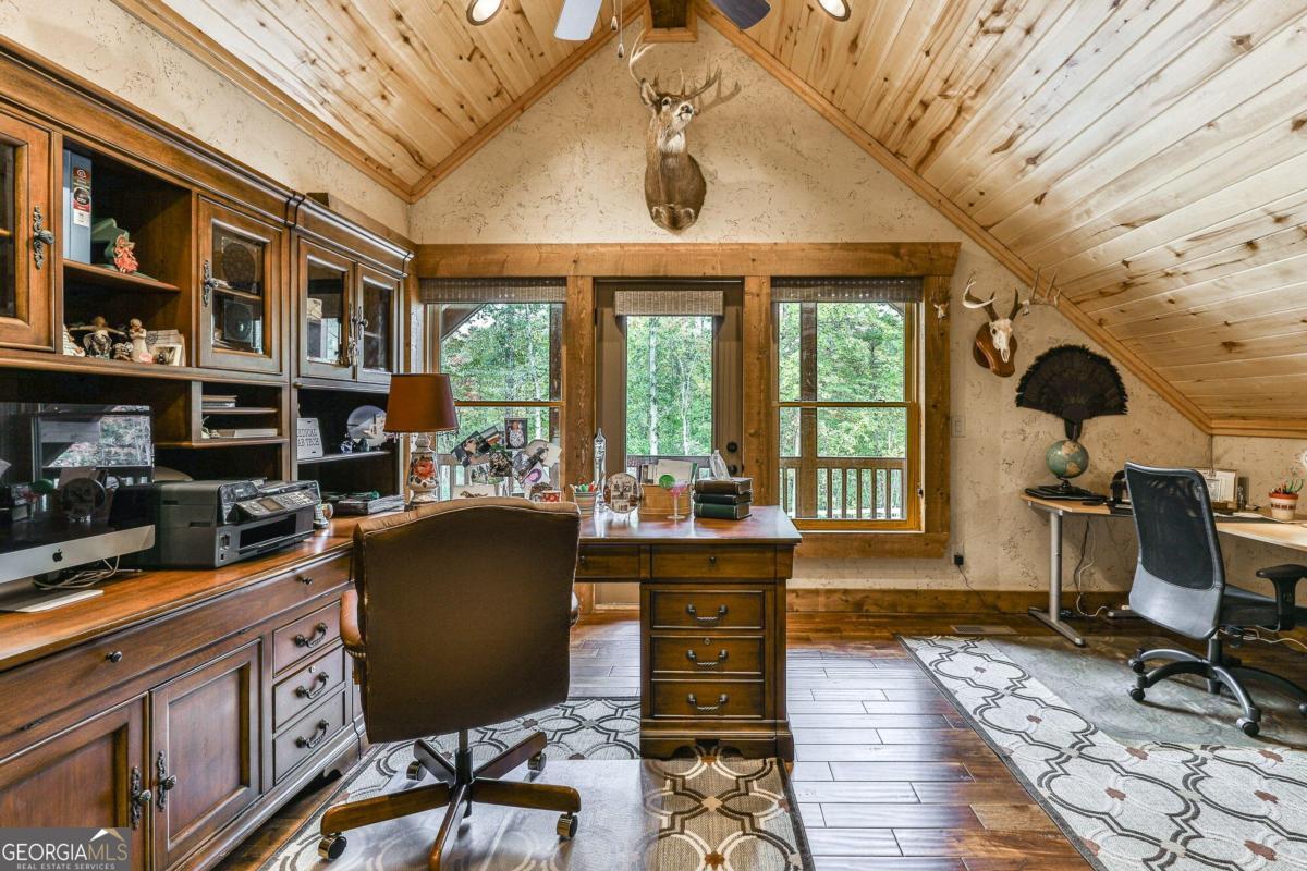 Talking Rock, Georgia, 30175, United States, 5 Bedrooms Bedrooms, ,5 BathroomsBathrooms,Residential,Active,1960178