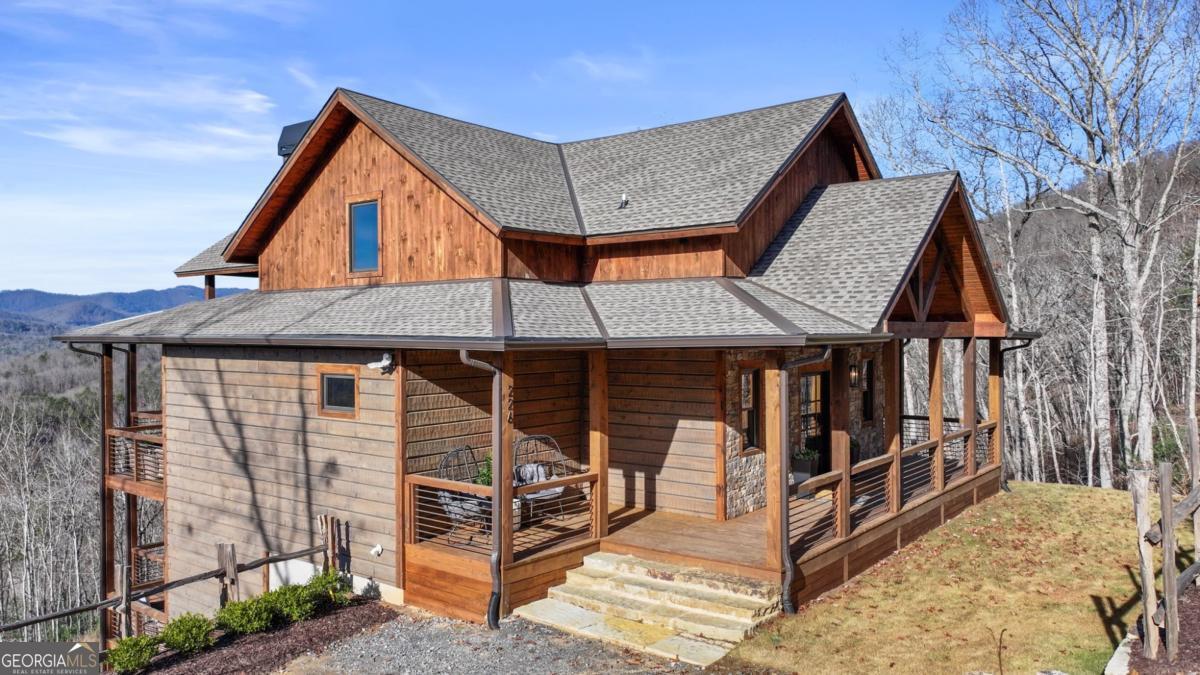 Mineral Bluff, Georgia, 30559, United States, 4 Bedrooms Bedrooms, ,4 BathroomsBathrooms,Residential,Active,1929427