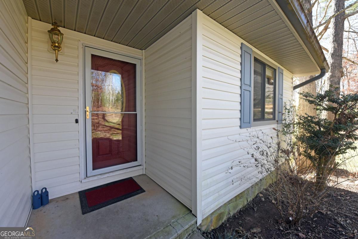 Blairsville, Georgia, 30512, United States, 3 Bedrooms Bedrooms, ,3 BathroomsBathrooms,Residential,Active,2009374