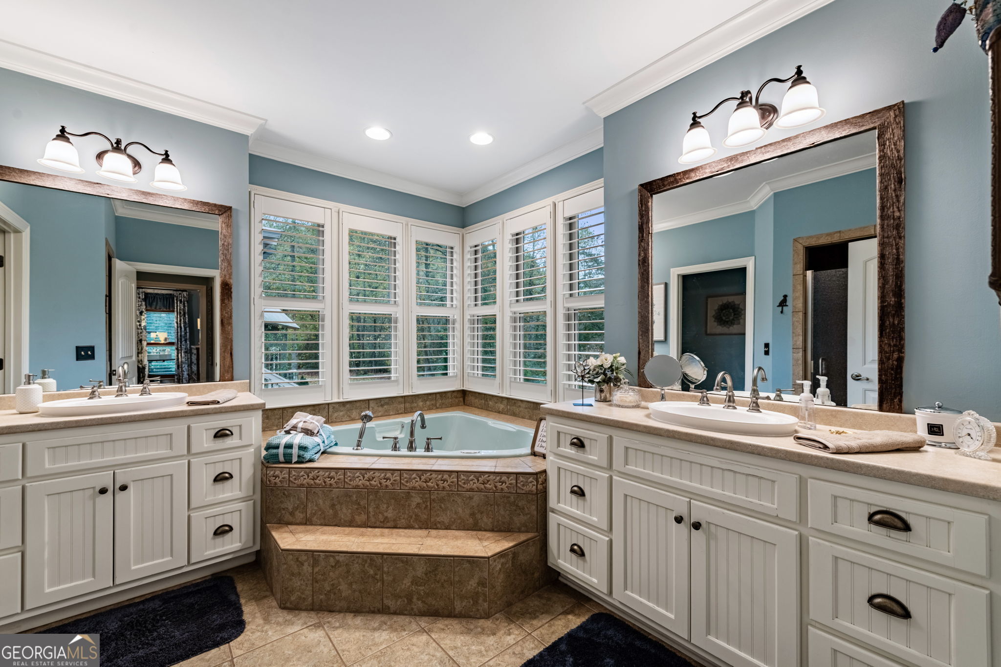 Ellijay, Georgia, 30540, United States, 4 Bedrooms Bedrooms, ,3 BathroomsBathrooms,Residential,Active,1968093