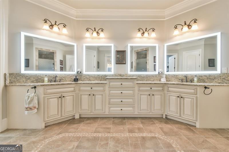 Hoschton, Georgia, 30548, United States, 5 Bedrooms Bedrooms, ,6 BathroomsBathrooms,Residential,Active,2011443