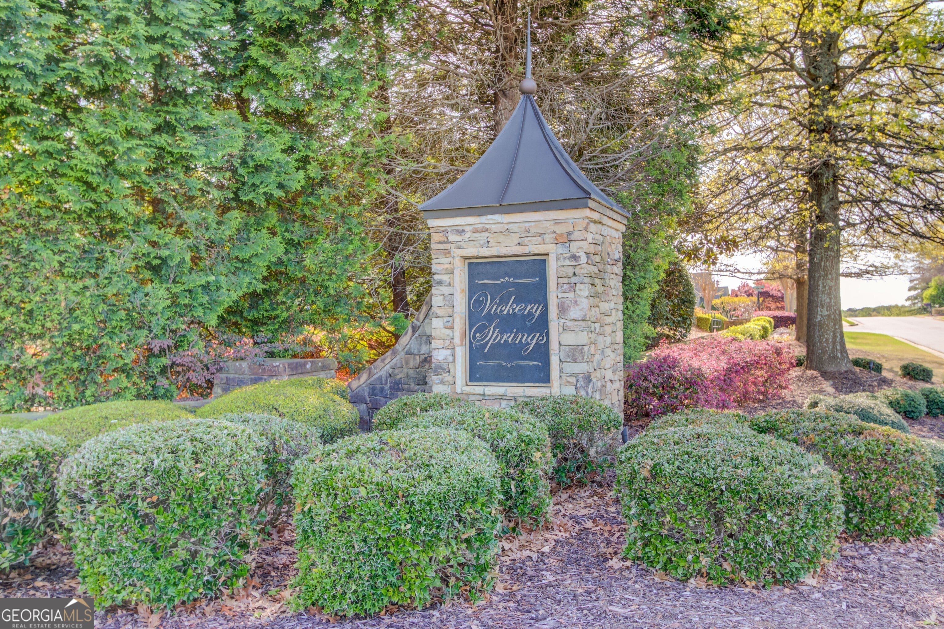 Cumming, Georgia, 30040, United States, 6 Bedrooms Bedrooms, ,7 BathroomsBathrooms,Residential,Active,1898201