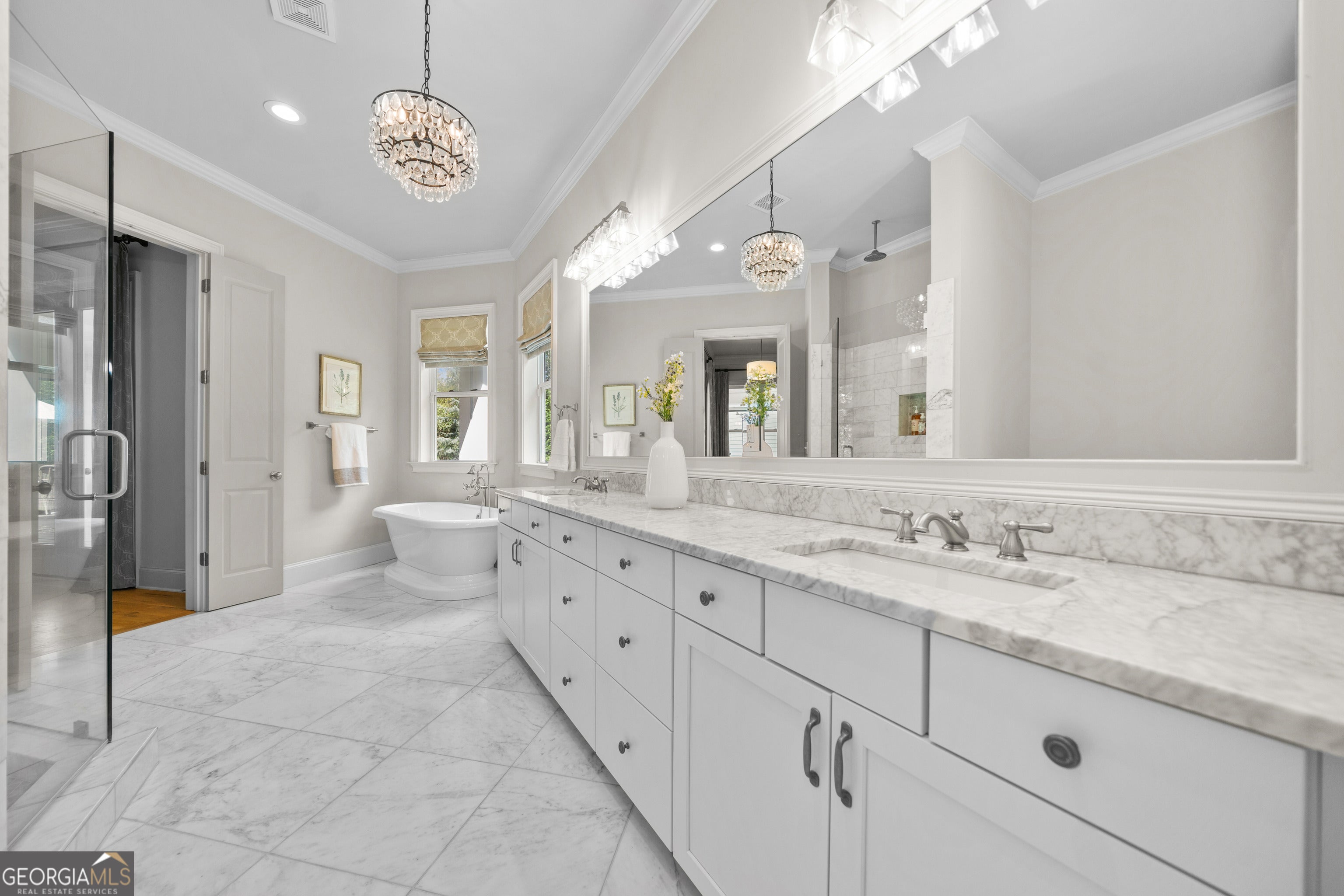 Milton, Georgia, 30004, United States, 5 Bedrooms Bedrooms, ,7 BathroomsBathrooms,Residential,Active,1894556