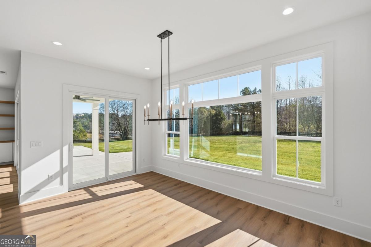 Canton, Georgia, 30115, United States, 5 Bedrooms Bedrooms, ,4 BathroomsBathrooms,Residential,Active,2002329