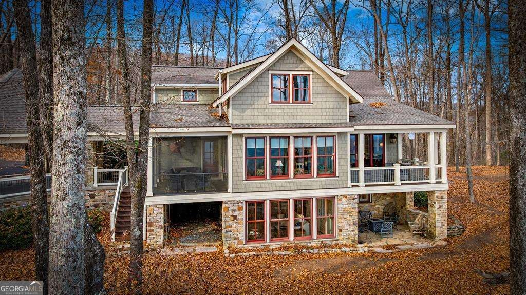 Murphy, North Carolina, 28906, United States, 5 Bedrooms Bedrooms, ,6 BathroomsBathrooms,Residential,Active,2001080