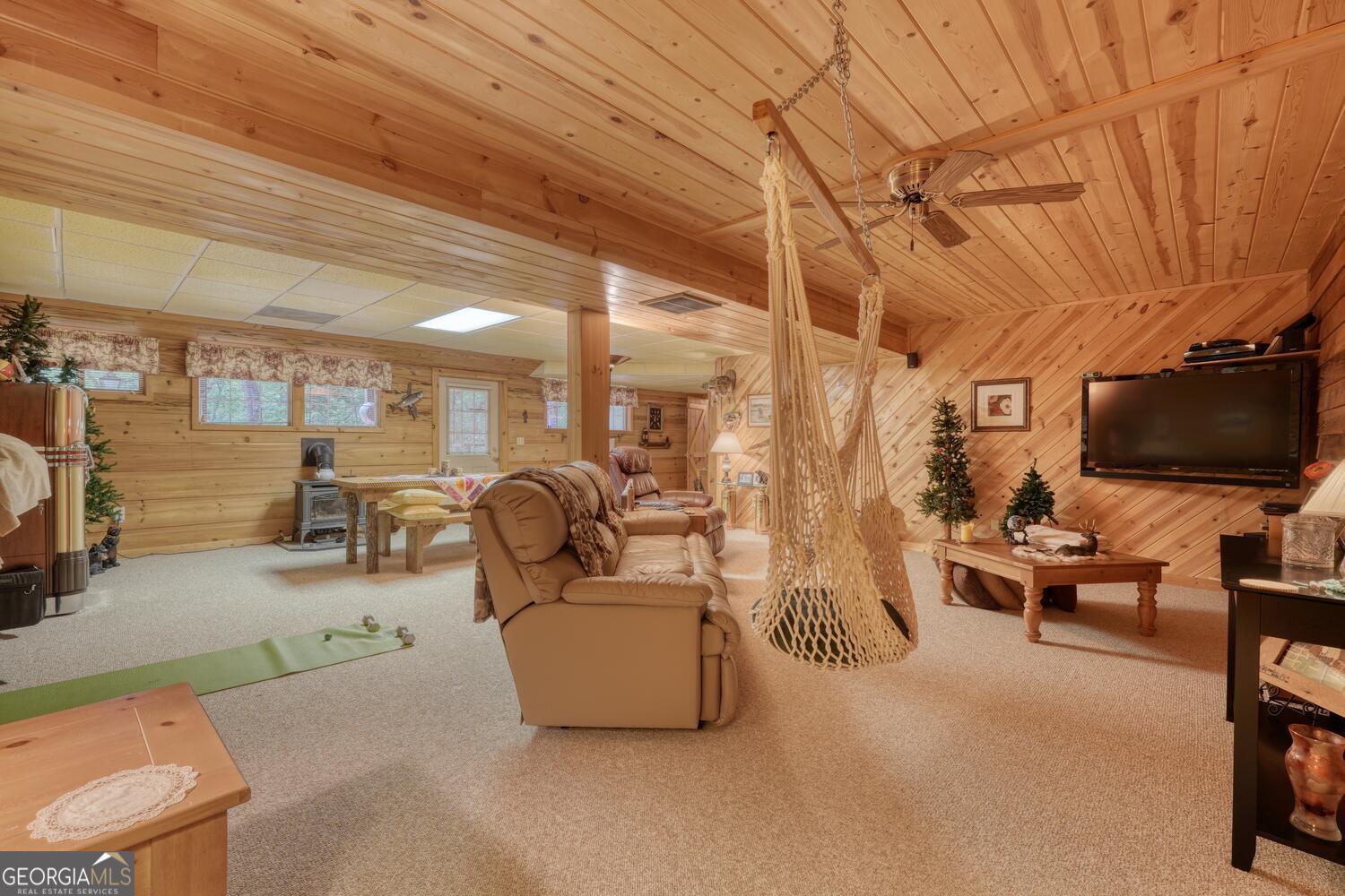 Blairsville, Georgia, 30512, United States, 4 Bedrooms Bedrooms, ,5 BathroomsBathrooms,Residential,Active,1898219