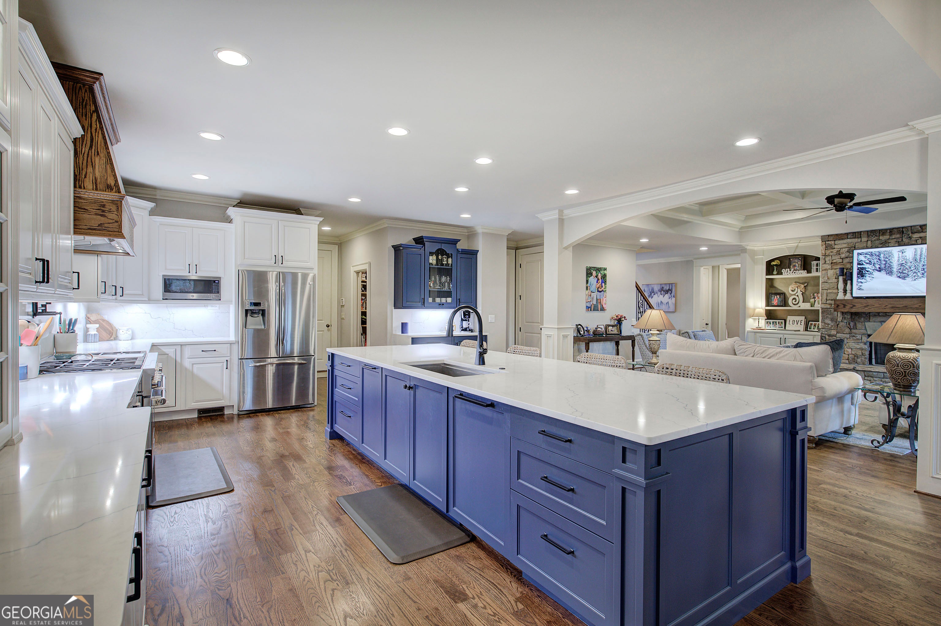 Canton, Georgia, 30114, United States, 6 Bedrooms Bedrooms, ,5 BathroomsBathrooms,Residential,Active,2009409