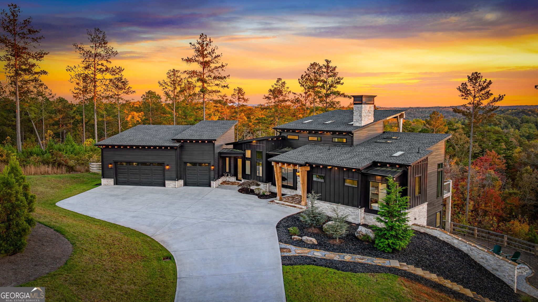 Ellijay, Georgia, 30540, United States, 4 Bedrooms Bedrooms, ,3 BathroomsBathrooms,Residential,Active,1986866