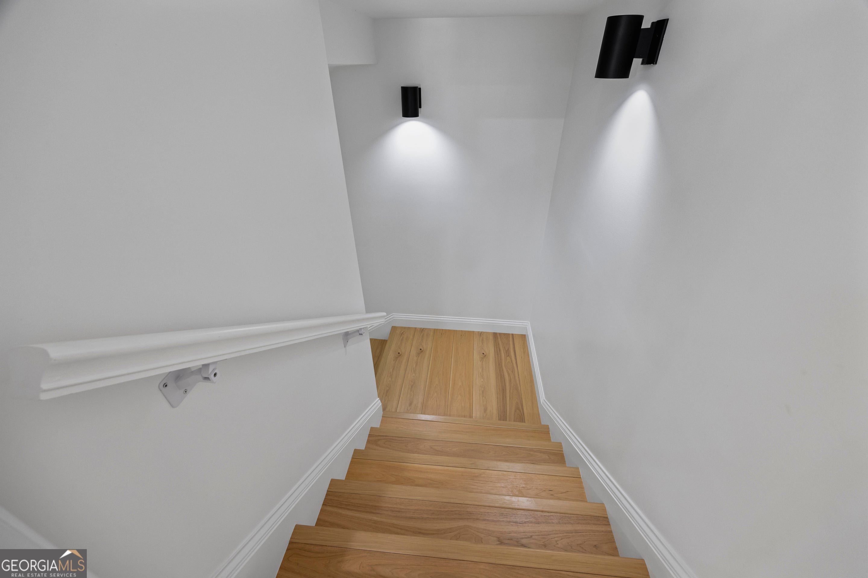 Martin, Georgia, 30557, United States, 6 Bedrooms Bedrooms, ,5 BathroomsBathrooms,Residential,Active,1964253