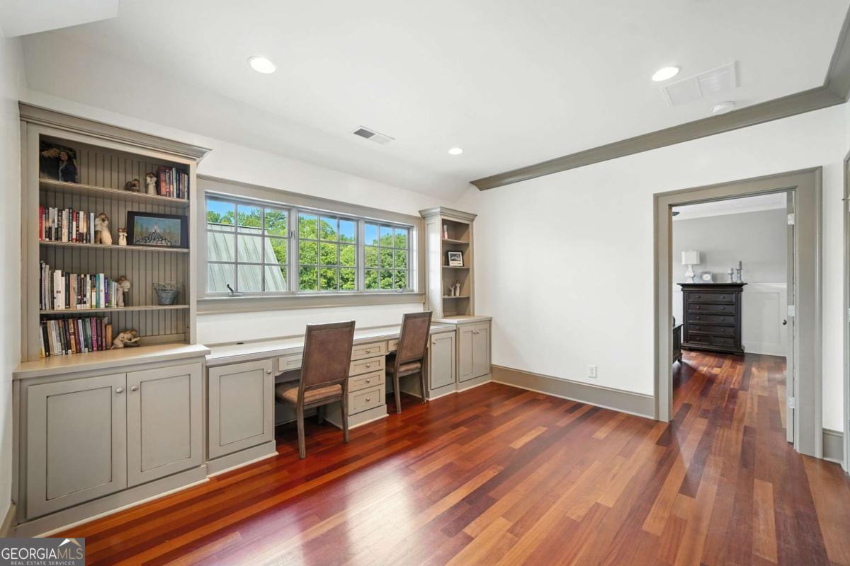 Ball Ground, Georgia, 30107, United States, 5 Bedrooms Bedrooms, ,6 BathroomsBathrooms,Residential,Active,1961923