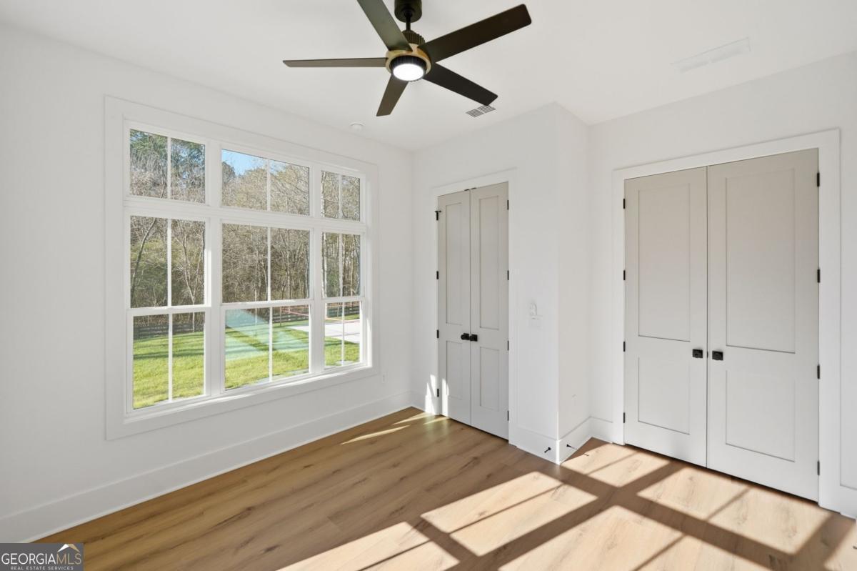 Canton, Georgia, 30115, United States, 5 Bedrooms Bedrooms, ,4 BathroomsBathrooms,Residential,Active,2002329