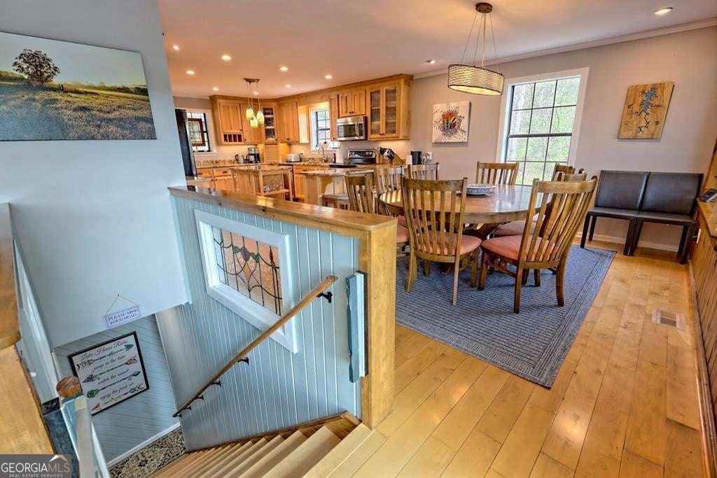 Blairsville, Georgia, 30512, United States, 4 Bedrooms Bedrooms, ,6 BathroomsBathrooms,Residential,Active,1922313