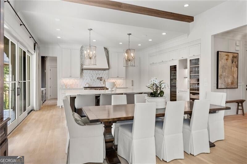 Alpharetta, Georgia, 30004, United States, 6 Bedrooms Bedrooms, ,8 BathroomsBathrooms,Residential,Active,1929430